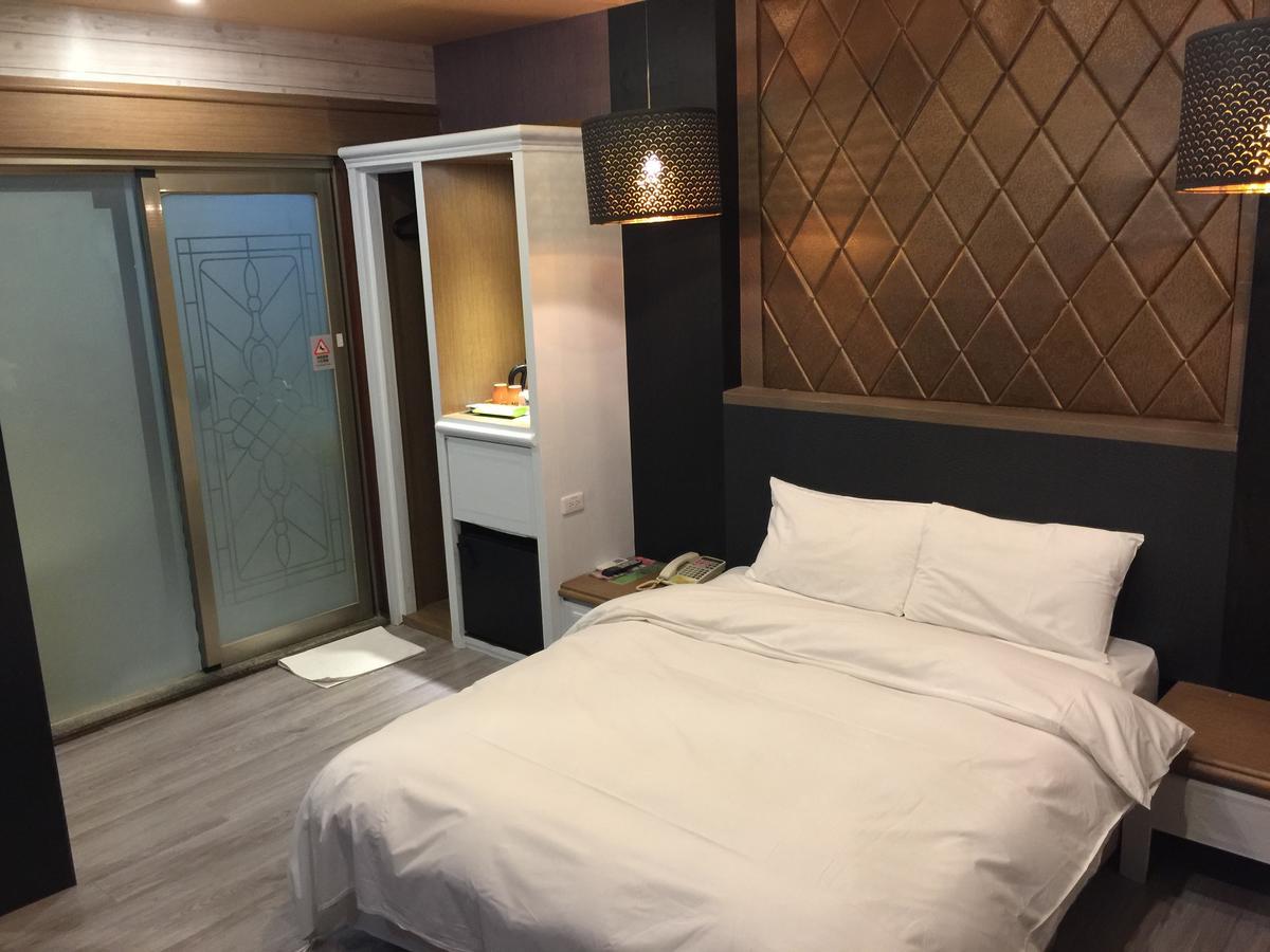 哈密瓜汽车旅馆-竹北馆 外观 照片